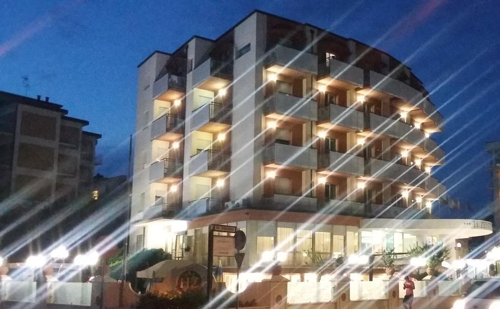 Zenith Hotel