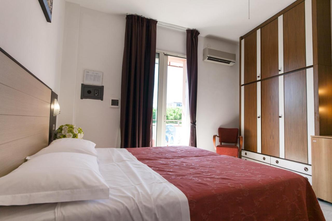 Zenith Hotel